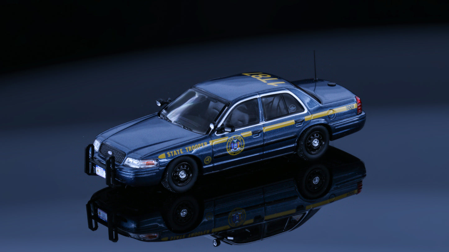Rollin 1:64 New York State Police Crown victoria NYSP
