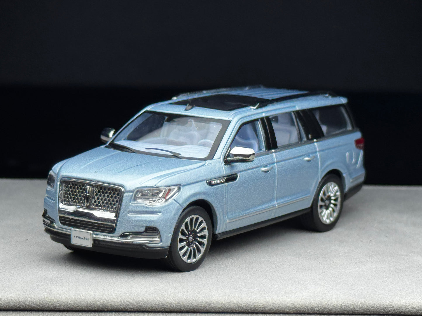 [Pre-order] WTX 1:64 Navigator Diecast Ice Blue