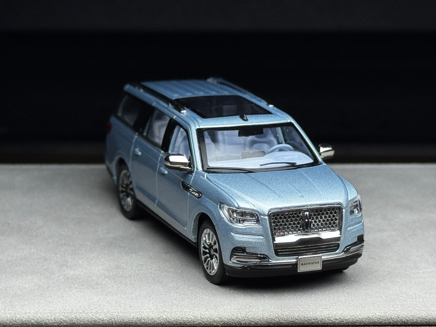 [Pre-order] WTX 1:64 Navigator Diecast Ice Blue