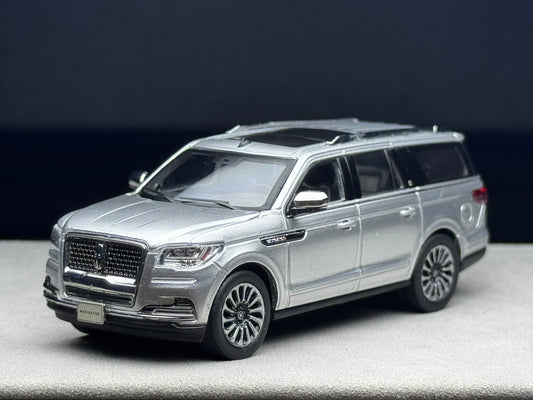 [Pre-order] WTX 1:64 Navigator Diecast Silver