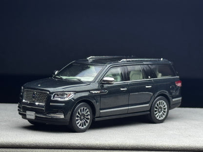 [Pre-order] WTX 1:64 Navigator Diecast Dark Geen