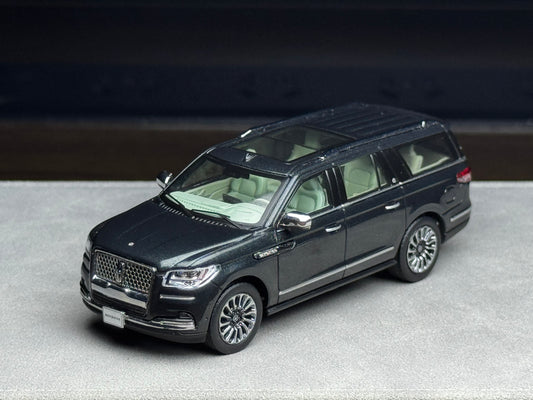 [Pre-order] WTX 1:64 Navigator Diecast Dark Geen