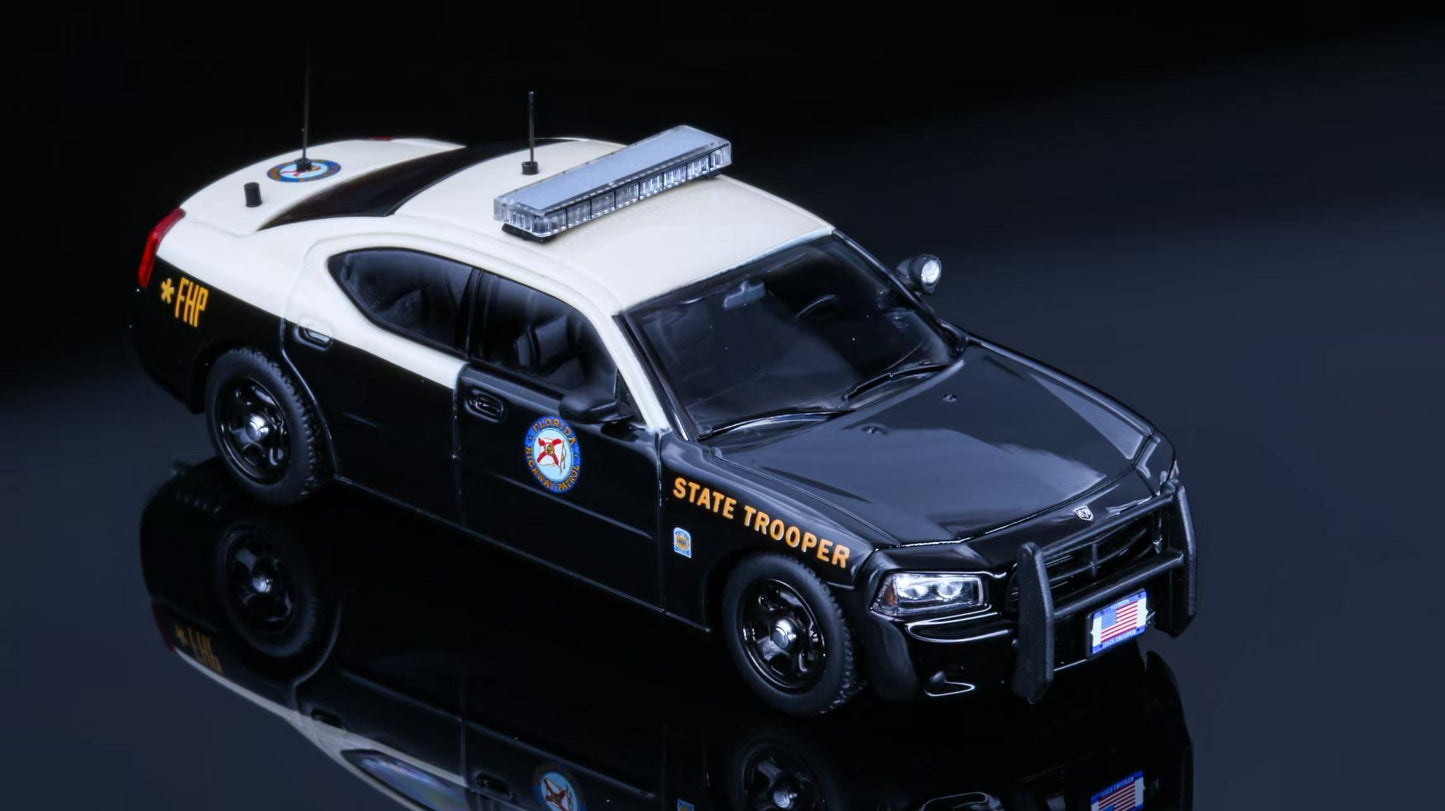 [Pre-order] Rollin 1:64 Florida Highway Patrol 08 Charger FHP