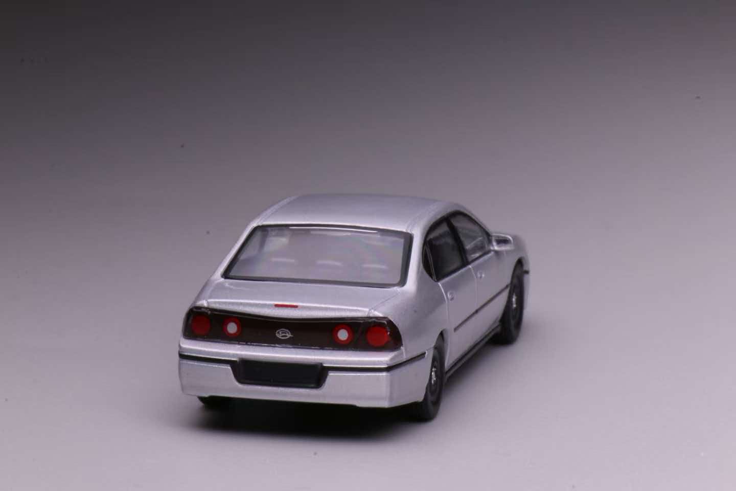 [Pre-order] 596 1:64 Impala Silver Diecast American Car