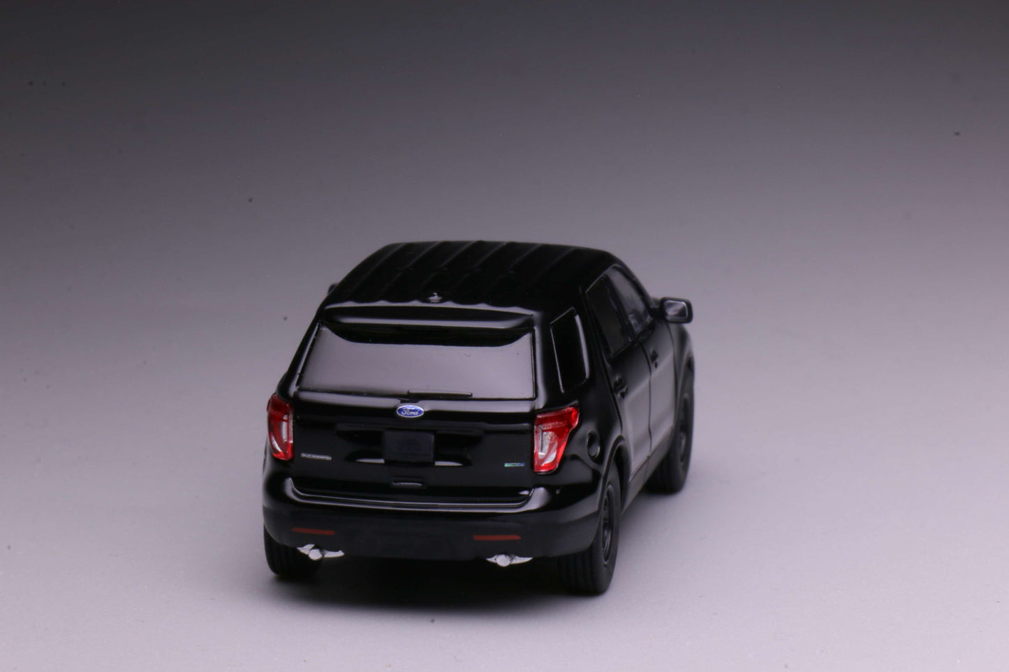 [Pre-order] 596 1:64 2013 Expolorer Black SUV Diecast America car