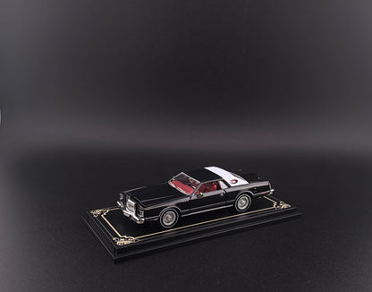 Finework 1:64 1979 Continental Lowrider Black
