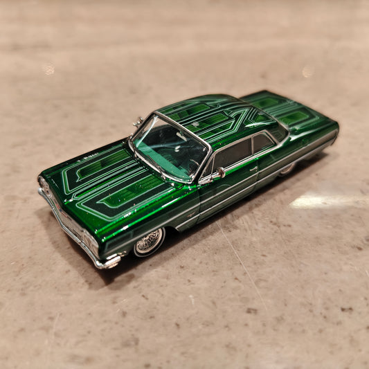 [Pre-order] 97 M 1:64 1964 Impala SS Lowrider Green