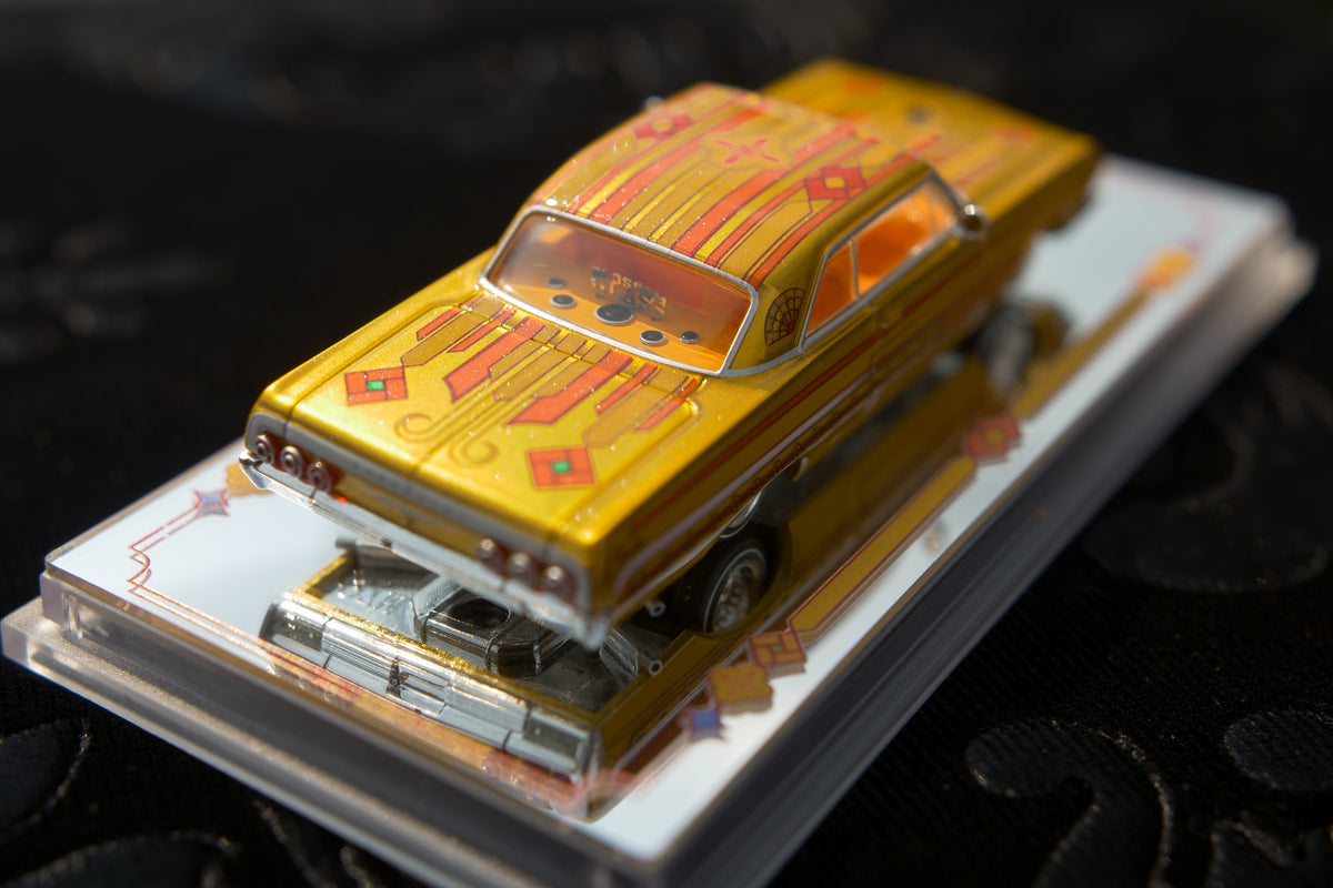 [Pre-order] 97 M APAxpo Exclusive 1:64 1964 Impala SS Lowrider Gold
