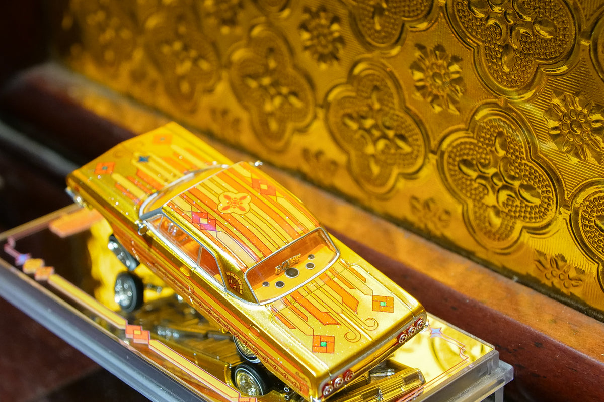 [Pre-order] 97 M APAxpo Exclusive 1:64 1964 Impala SS Lowrider Gold