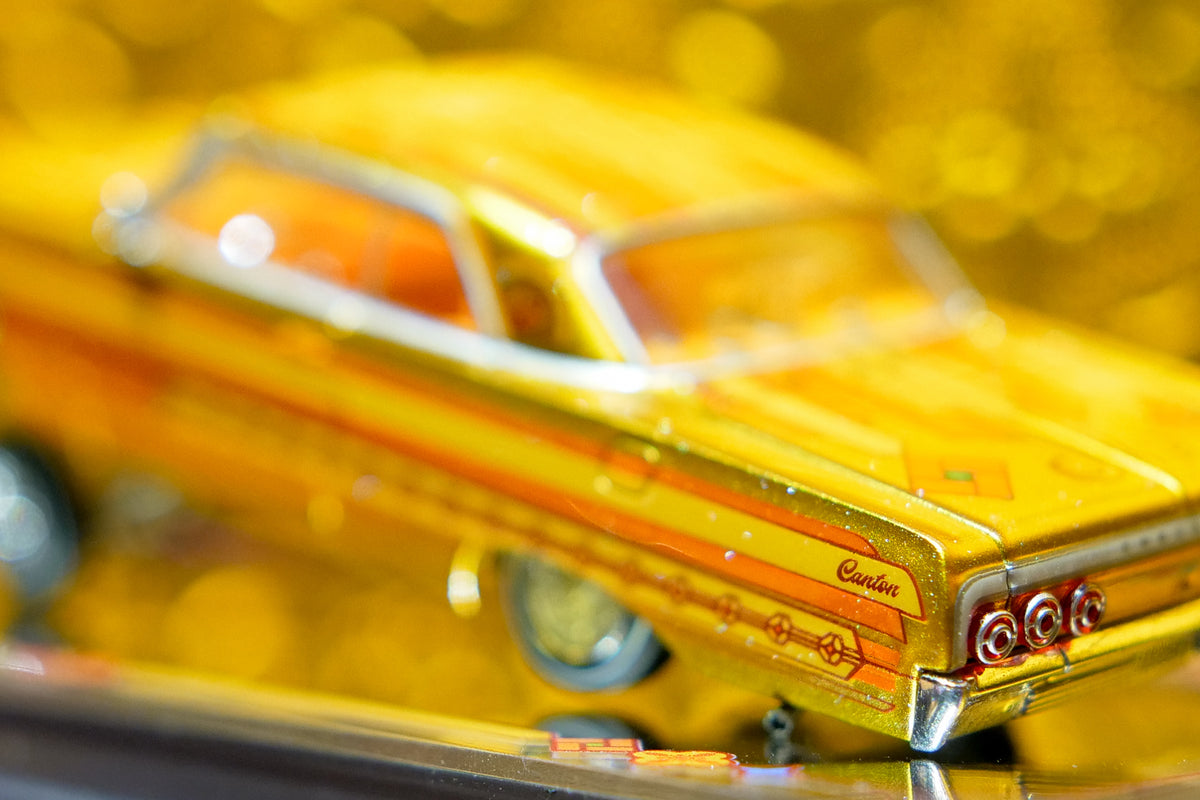 [Pre-order] 97 M APAxpo Exclusive 1:64 1964 Impala SS Lowrider Gold