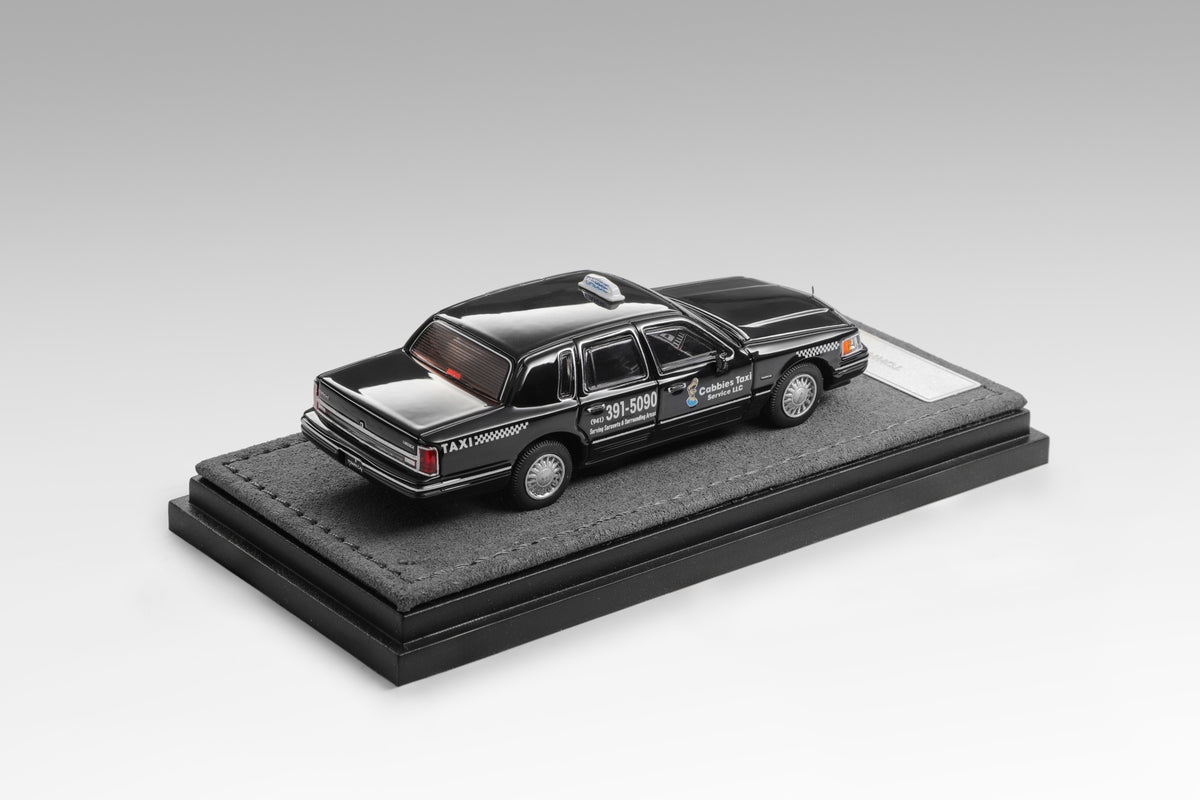 [Pre-order] MK Miniatures 1993 Town car Florida Cabbies Taxi Service
