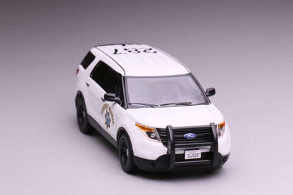 [Pre-order] 596 1:64 2013 Explorer White SUV California Highway Patrol Polar Bear CHP