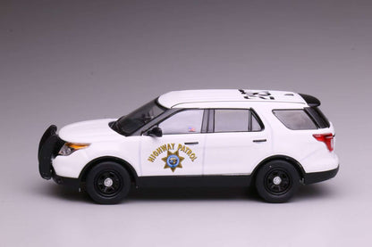 [Pre-order] 596 1:64 2013 Explorer White SUV California Highway Patrol Polar Bear CHP