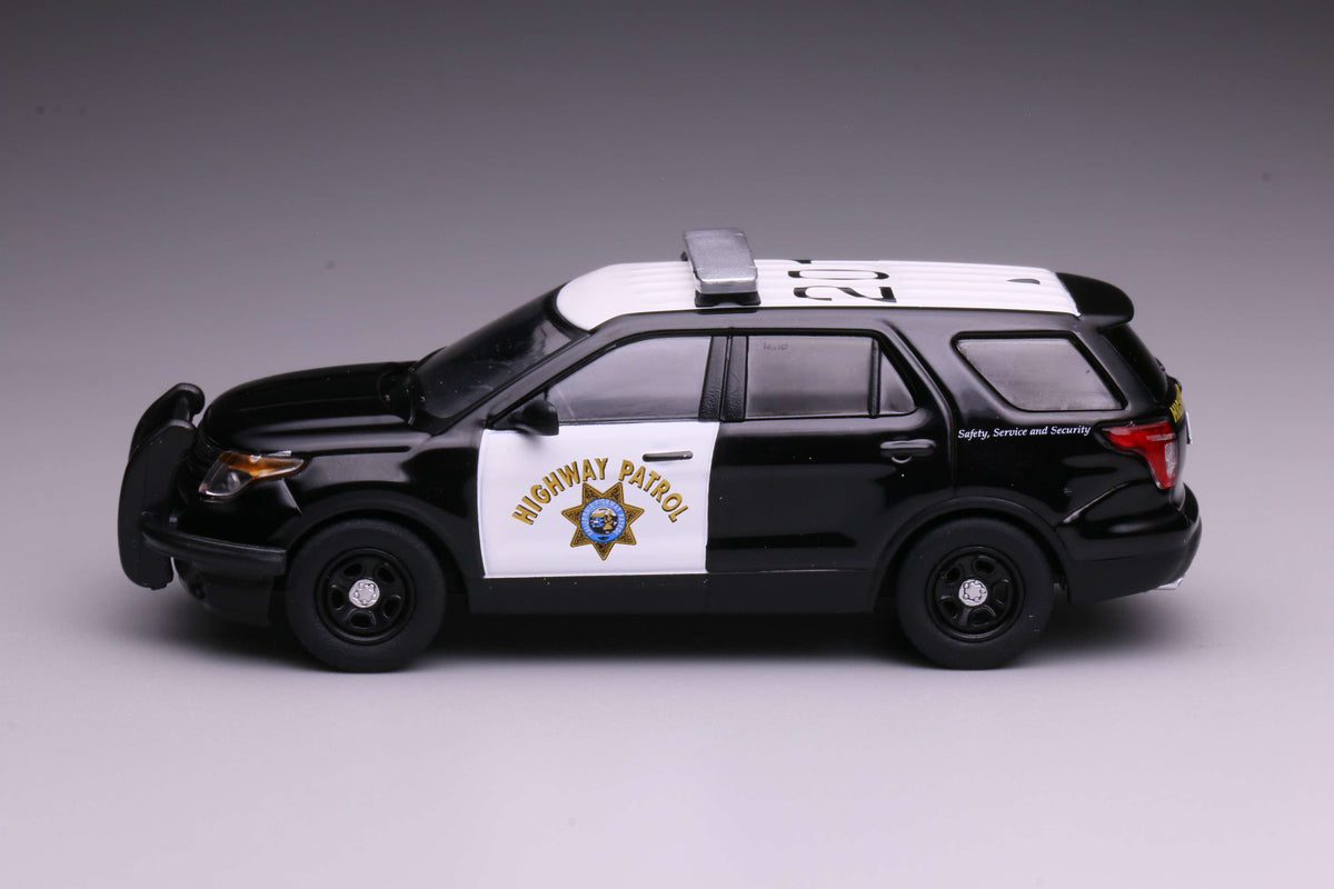 [Pre-order] 596 1:64 2013 Explorer Black SUV California Highway Patrol CHP