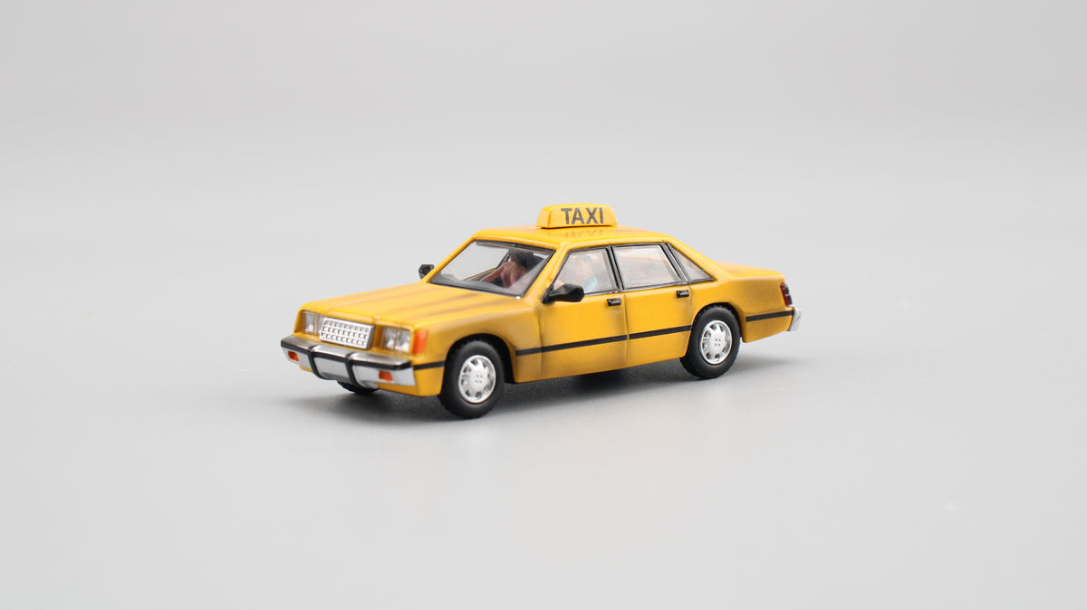[Pre-order November] Perka 1/64 Vice City Diecast Model car Taxi With 2 figure