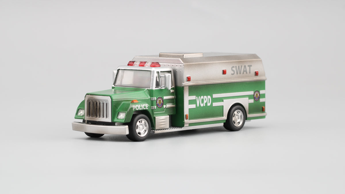 [Pre-order November] Perka 1/64 Vice City Diecast Model Car Explosion-proof Truck With 1 figure