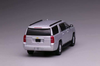 [Pre-order] 596 1:64 Chevrolet 15 Suburban Silver Diecast