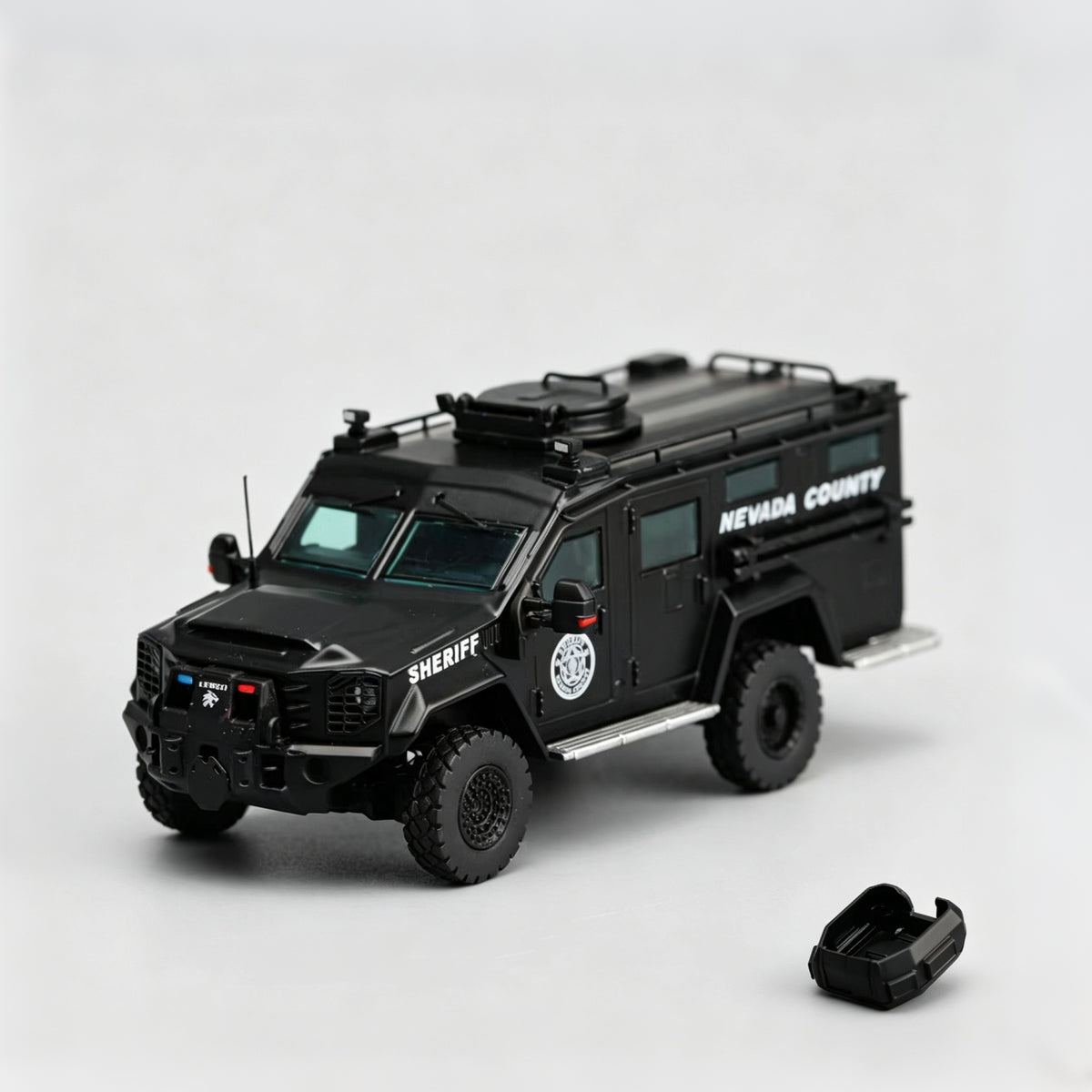 [Pre-order October] MVA 1/64 All Metal Bearcat G3 with openable rear door New York / Nevada County / Black