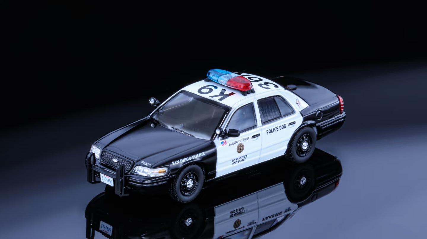 Rollin 1:64 Ford Crown Victoria San diego Police K-9 Unit