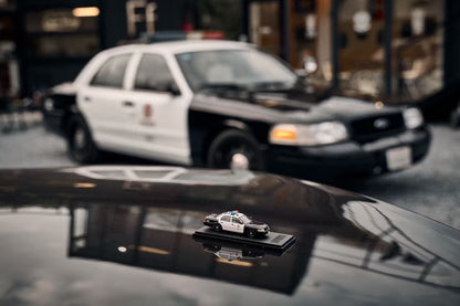 Rollin 1:64 Ford Crown Victoria Los Angeles Police Department No.377 LAPD