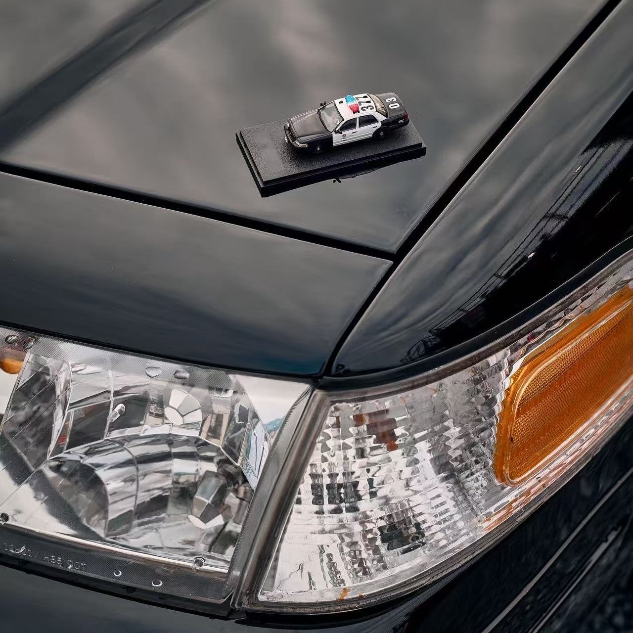 Rollin 1:64 Ford Crown Victoria Los Angeles Police Department No.377 LAPD