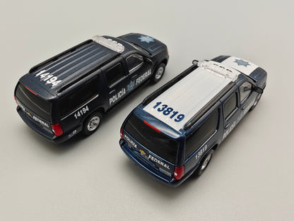 596 1:64 Mexico Exclusive Chevrolet Suburban Mexico Federal Police 2 version