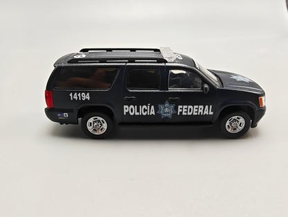 596 1:64 Mexico Exclusive Chevrolet Suburban Mexico Federal Police 2 version