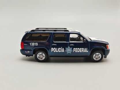 596 1:64 Mexico Exclusive Chevrolet Suburban Mexico Federal Police 2 version