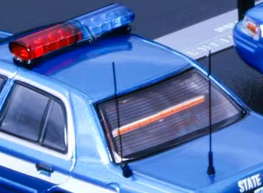[Pre-order] Rollin 1:64 Wisconsin State Police Crown Victoria WSP
