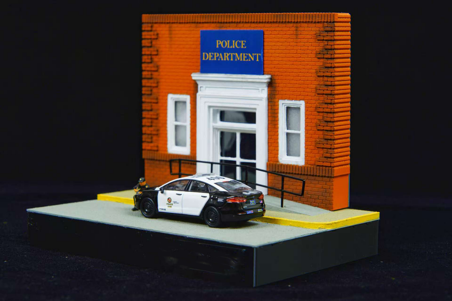 [Make to Order] Chasewheels2 Diorama Police Department 01