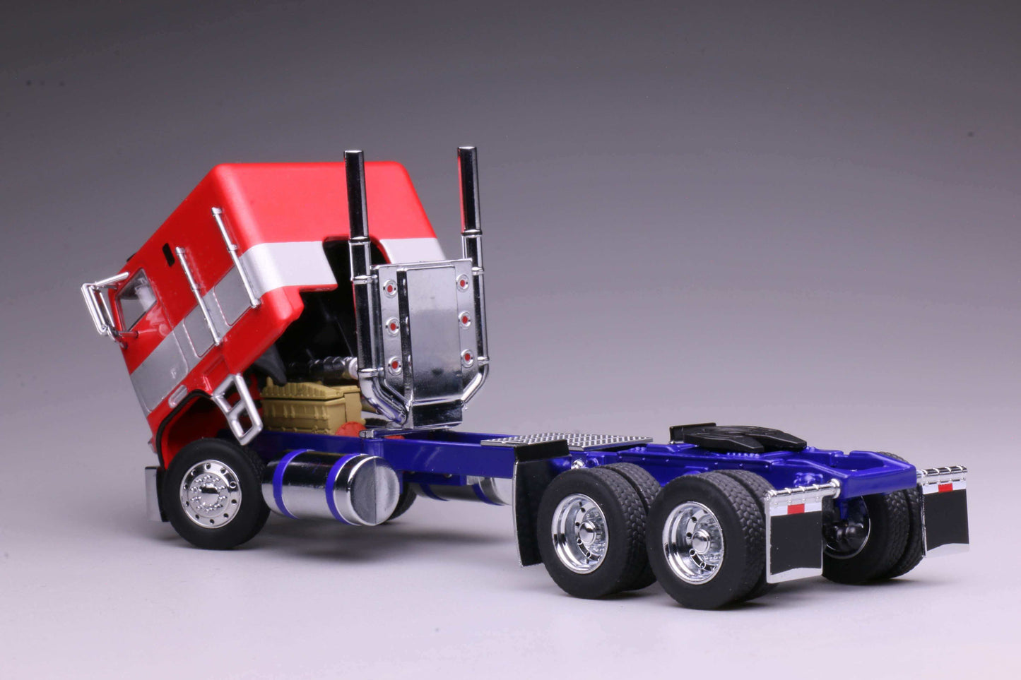 [Pre-order] 596 1:64 Freightliner Truck HEC Exclusive diecast