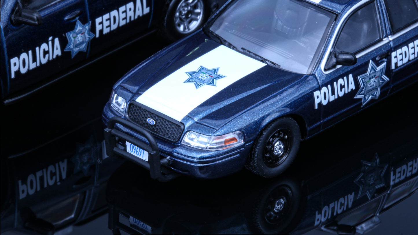 Rollin 1:64 Mexico Policia Federal Crown victoria