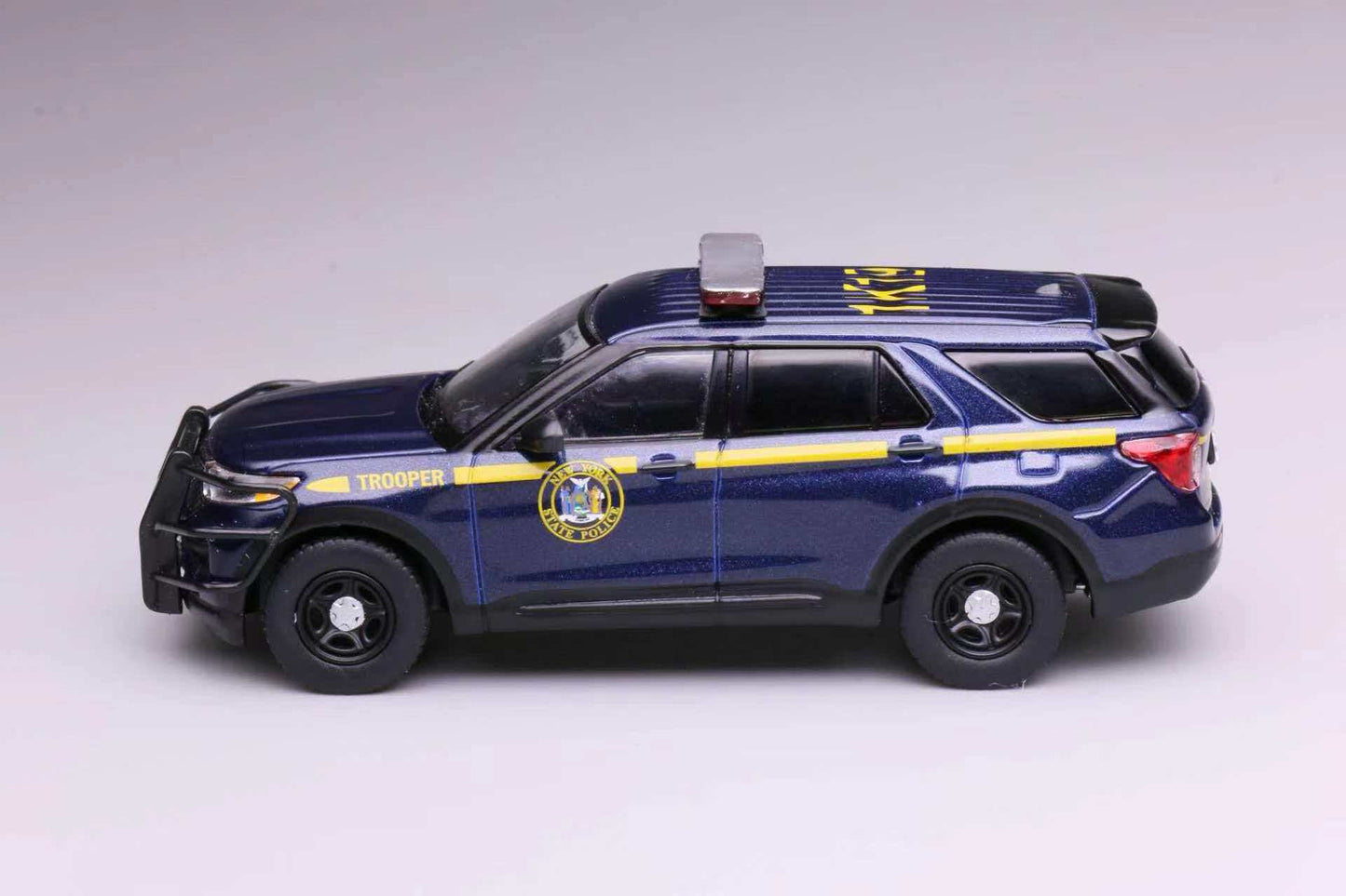 [Pre-order] 596 1:64 2020 Explorer Police Interceptor New York State Trooper NYSP