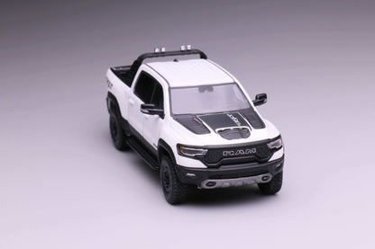 [Pre-order] 596 1:64 Dodge Ram 1500 SRX Sports White