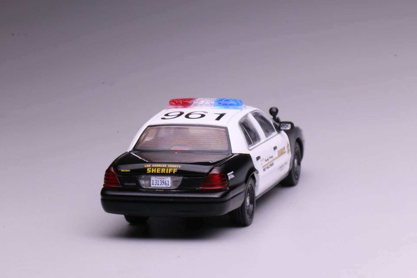 596 1:64 Crown Victoria Los Angeles County Sheriff Department LASD