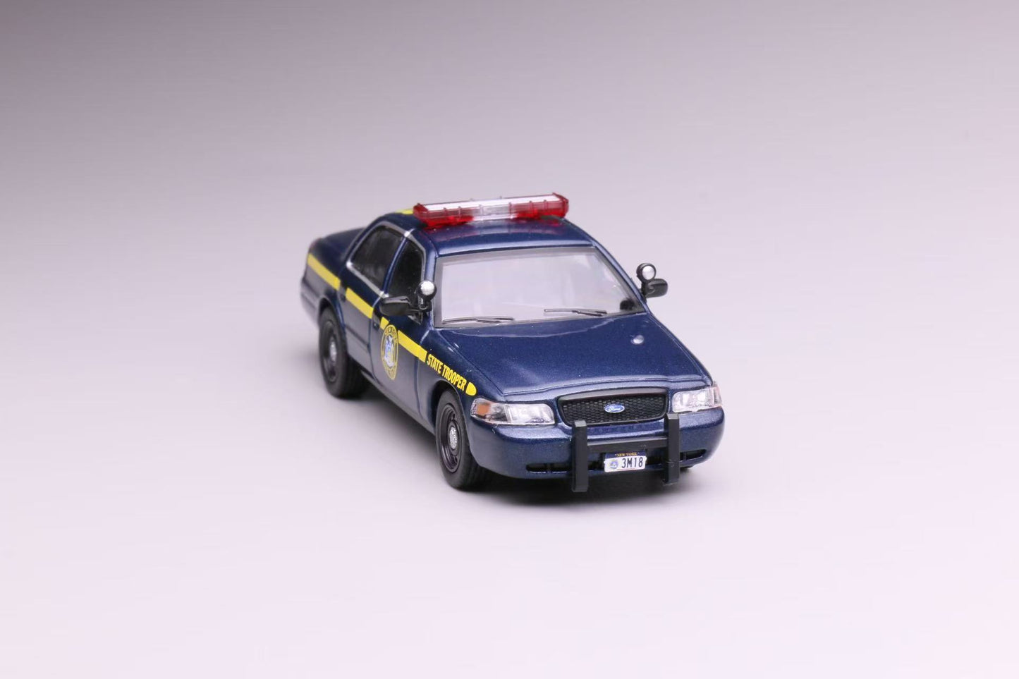 596 1:64 Ford CV Crown Victoria New York State Police