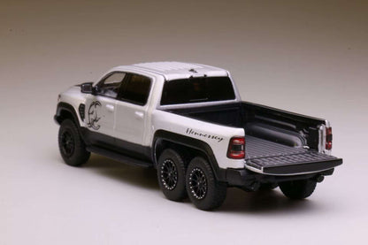 [Pre-order] 596 1/64 Sliver Dodge Ram 1500 TRX Mammoth 6x6 with working Light